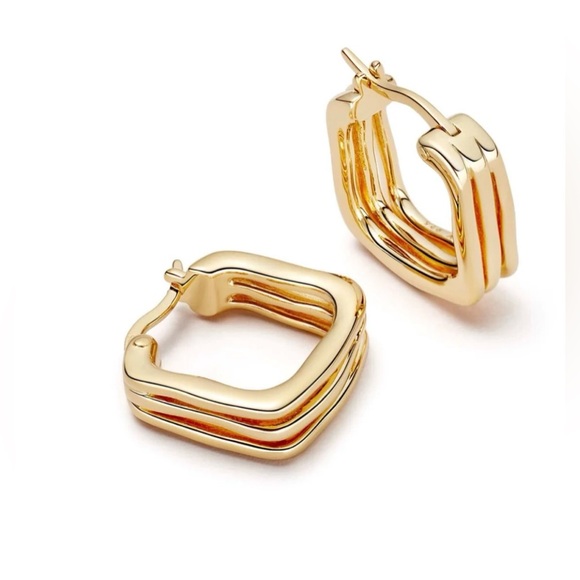 Daisy Jewelry - Daisy x ESTEE LALONDE Sisterhood Gold Hoop Earrings 18k Gold Plated